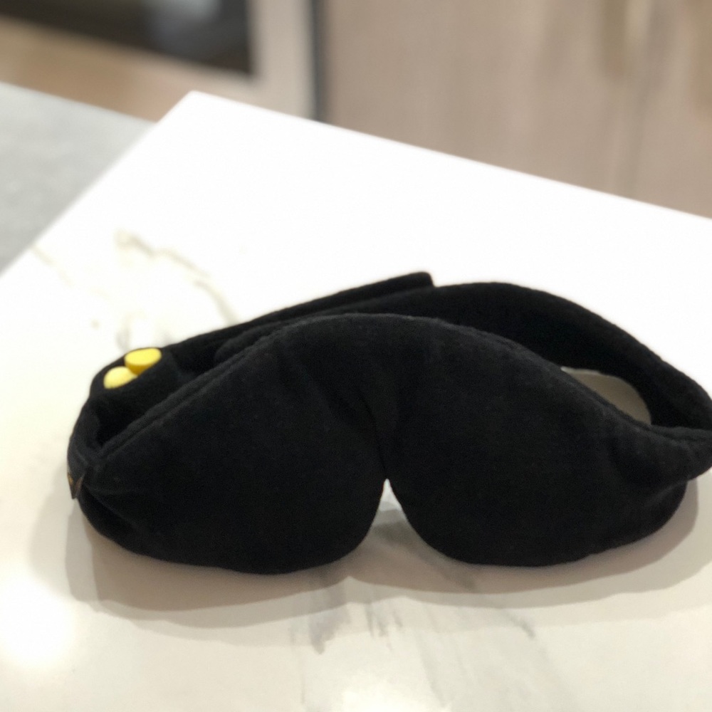 Cabeau Travel Face Eye mask Blackout Block Light